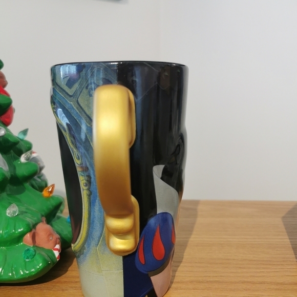 Disney Snow White Evil Queen & Magic Mirror Color Changing Mug - Picture 8 of 10